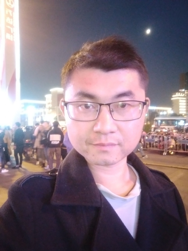 期待的第一张照片--扬州中老年相亲网